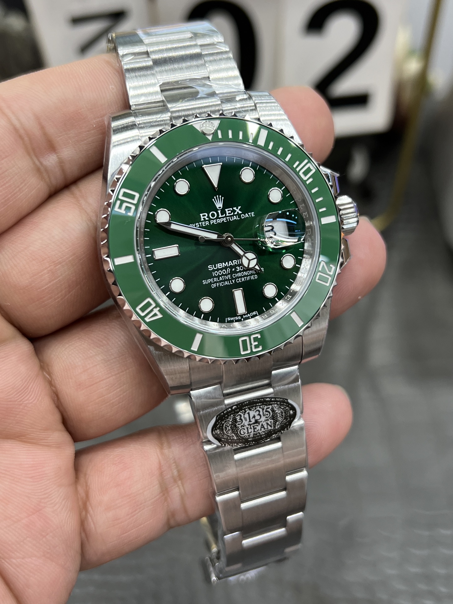 Rolex "Green Submariner" (Submariner Date) - Image 3