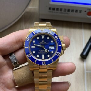 all-gold "Blue Submariner" (Ref. 3235 movement) featuring the latest-version green bezel
