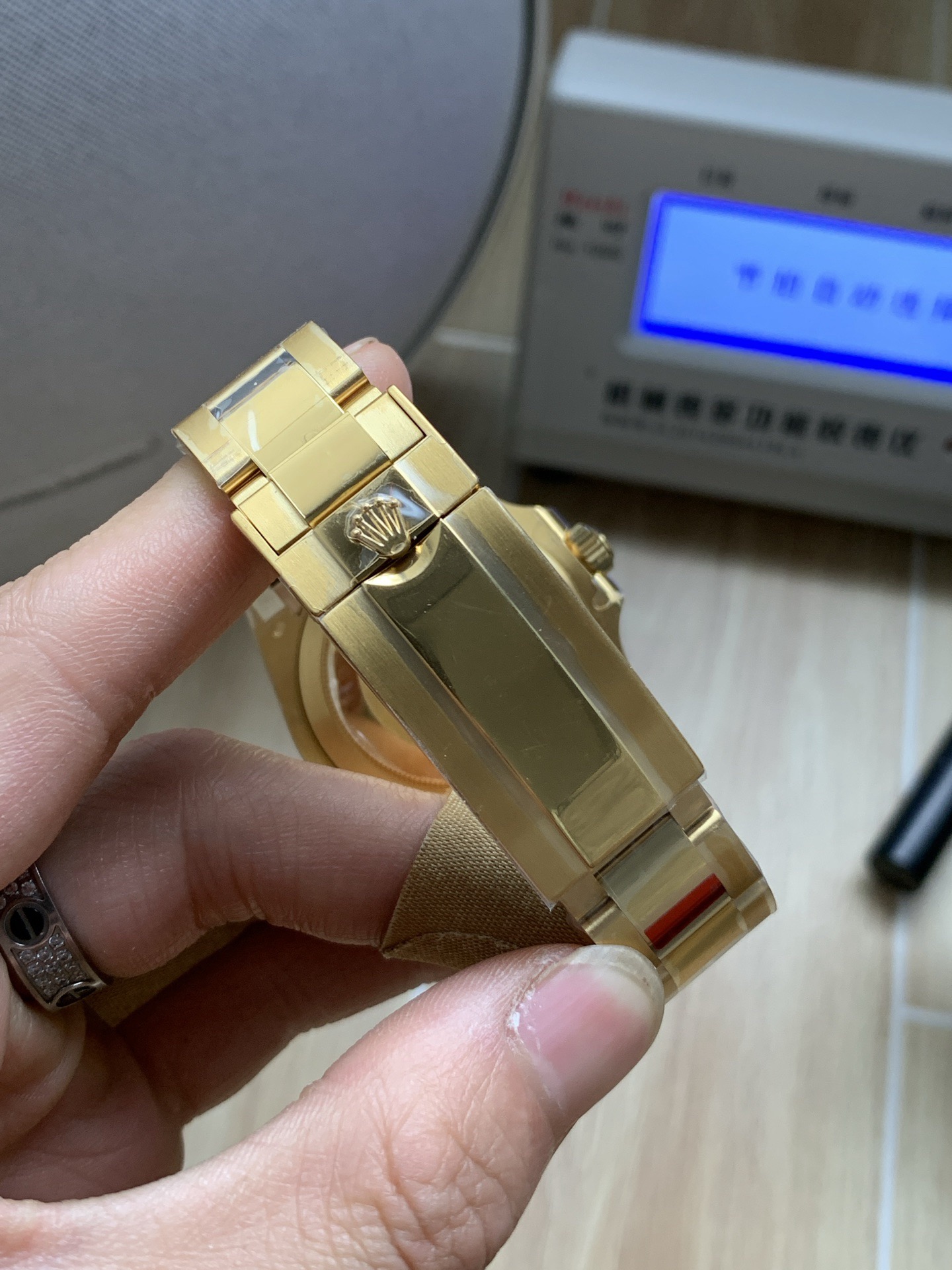 all-gold "Blue Submariner" (Ref. 3235 movement) featuring the latest-version green bezel - Image 9