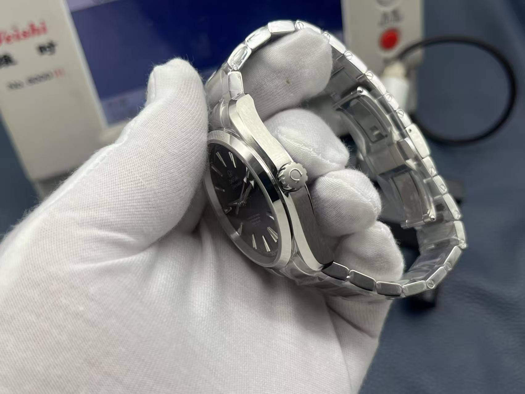 Omega Seamaster featuring the all-new integrated VS 8500 movement - Image 7