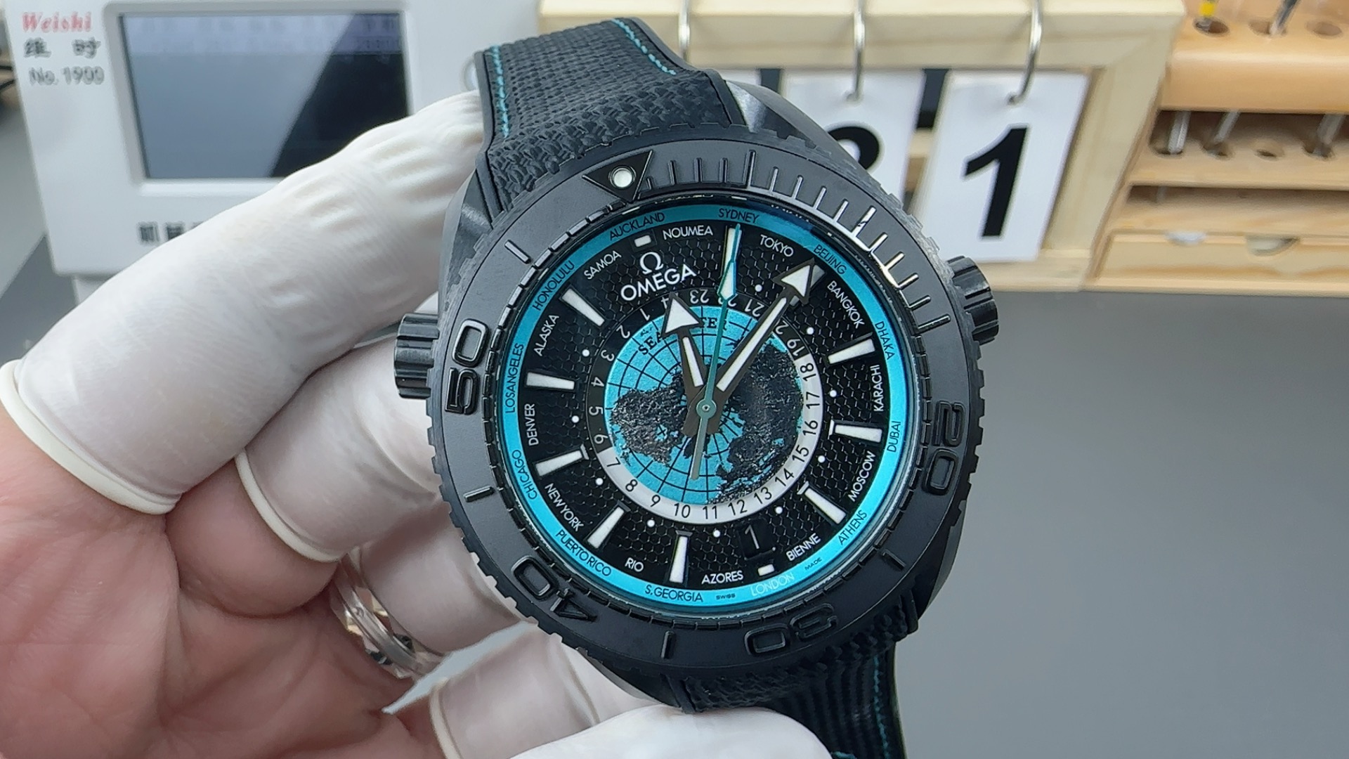 VS Factory Omega Planet Ocean 215.92.46.22.01.006 1:1 Super Clone Watch Introduction - Image 2