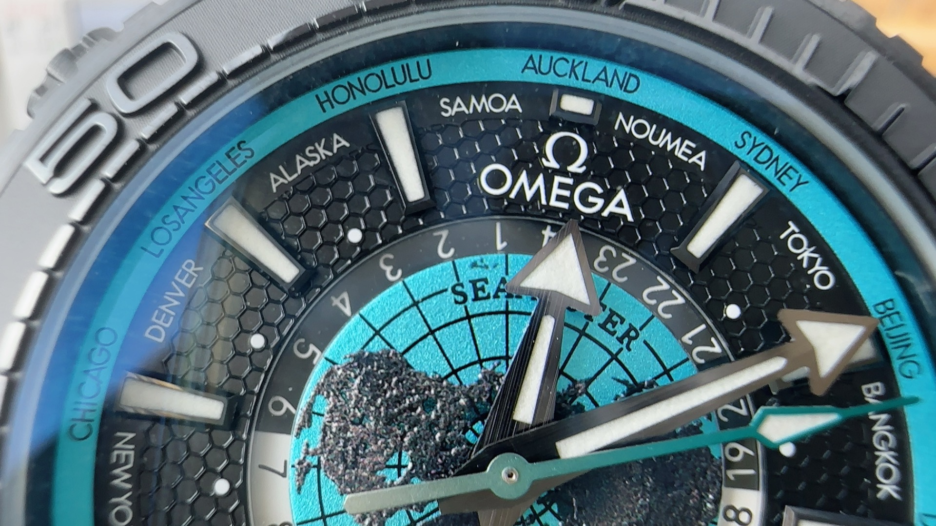 VS Factory Omega Planet Ocean 215.92.46.22.01.006 1:1 Super Clone Watch Introduction - Image 3