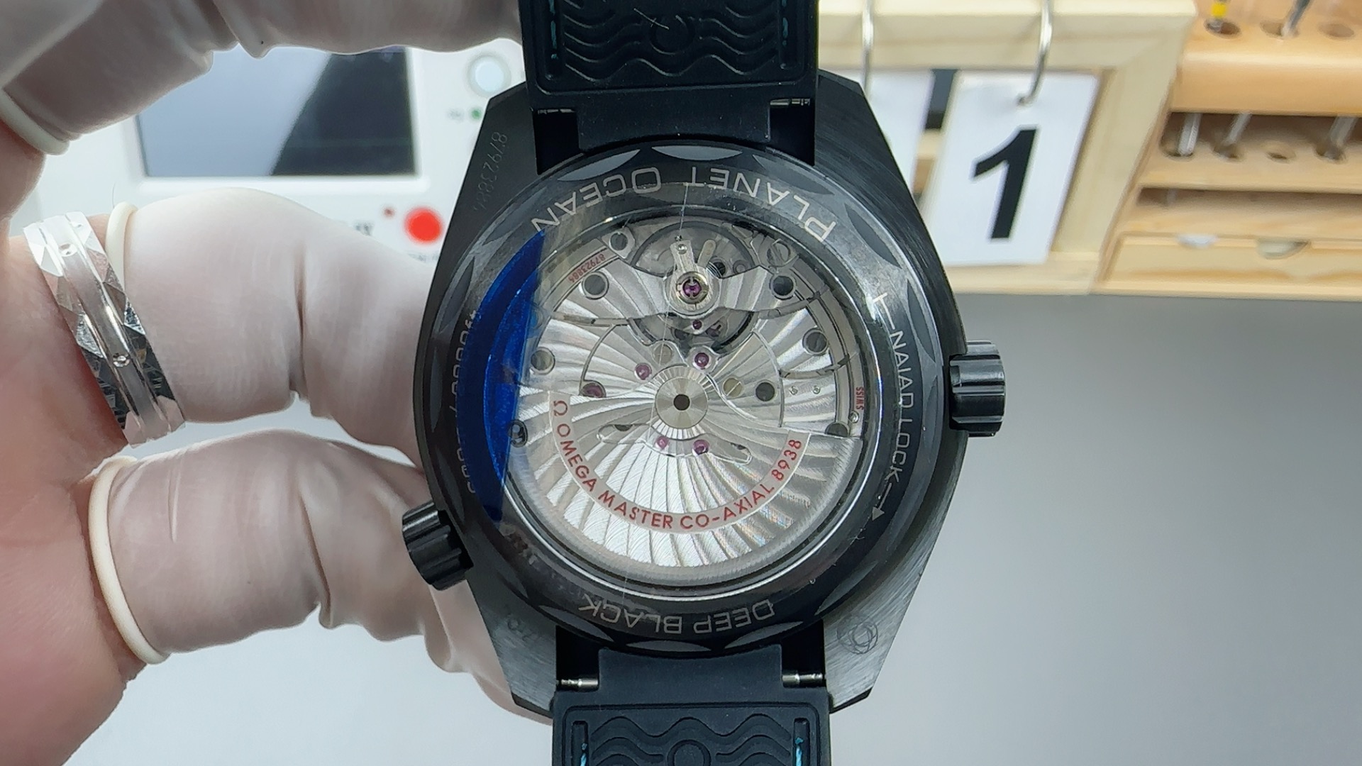 VS Factory Omega Planet Ocean 215.92.46.22.01.006 1:1 Super Clone Watch Introduction - Image 5