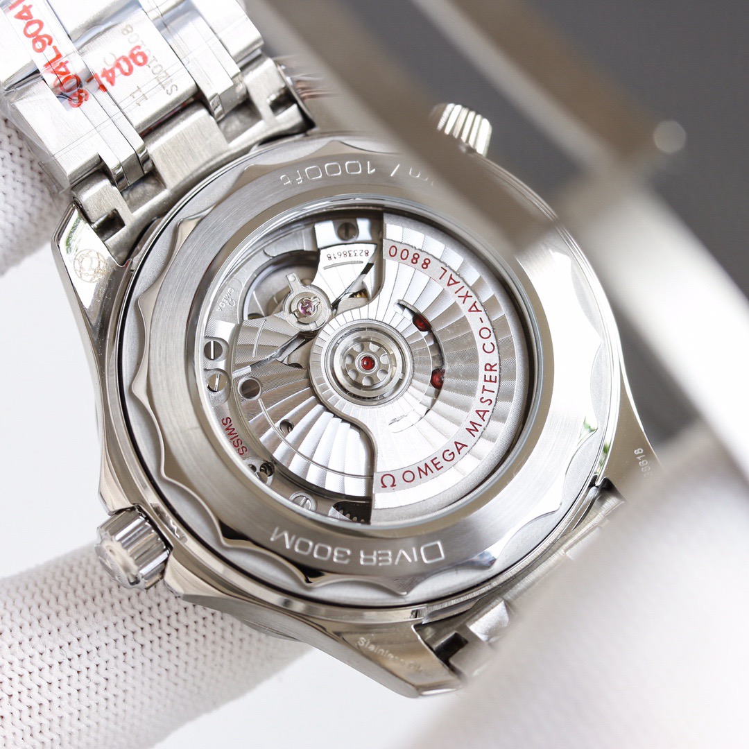 Omega Seamaster Diver 300M - Image 4