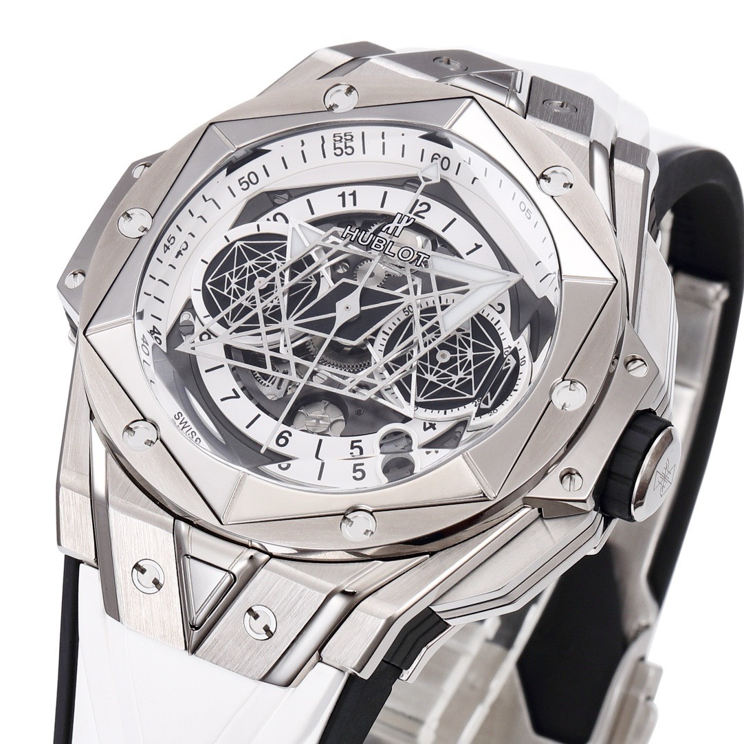 Hublot Big Bang Sang Bleu II Watch | BBF Titanium Automatic Chronograph Wristwatch - Image 4
