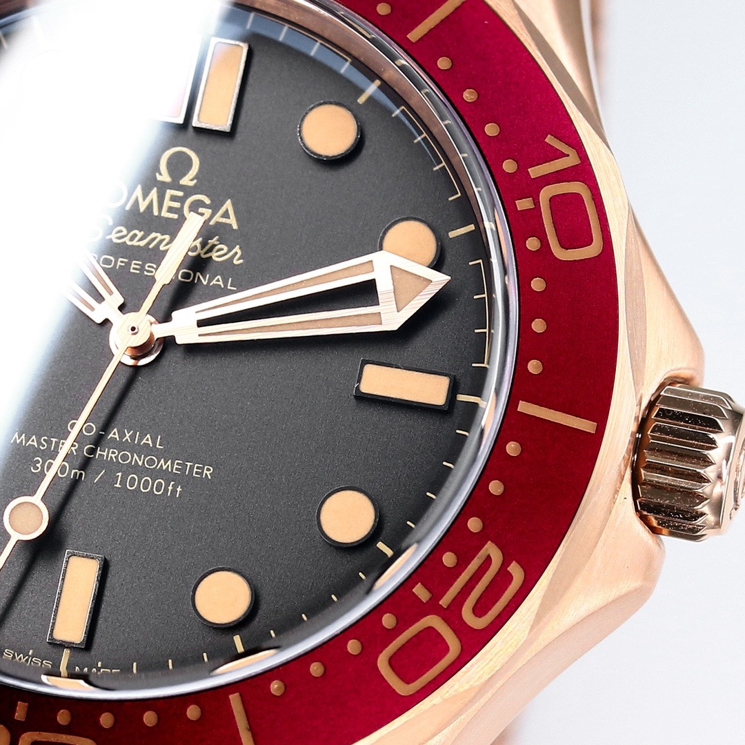 Omega Seamaster ER Upgraded Titanium Bronze Gold 007 – Gold Dial Style 01 - Image 4