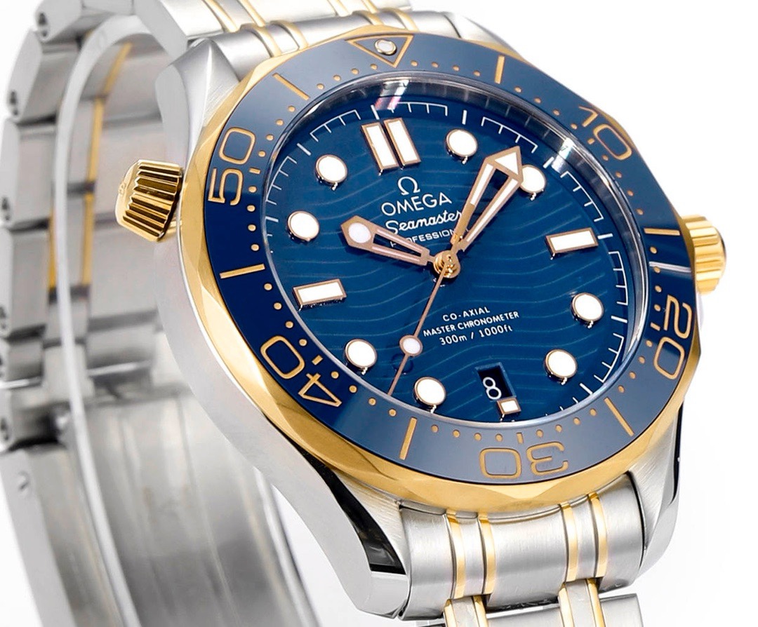 Omega Seamaster 300M Co-Axial Diving Watch 42mm Stainless Steel Bracelet - Image 4