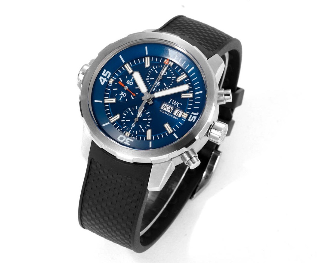 IWC Aquatimer Chronograph Watch 44mm | Quick Release Fluororubber Strap - Image 11