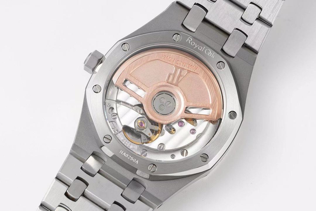 Audemars Piguet Royal Oak Ladies Automatic Watch 34mm, Ref.77350 / 77351 – Style 02 - Image 8