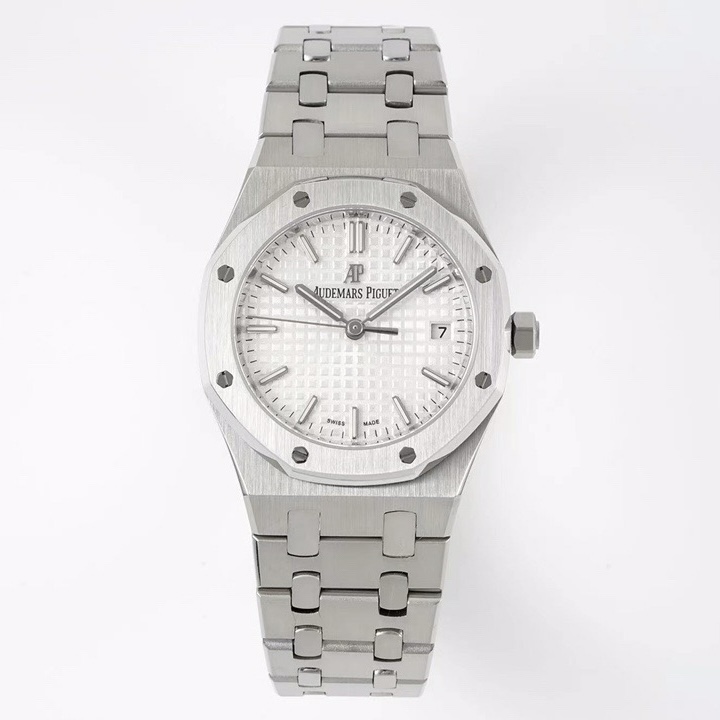 Audemars Piguet Royal Oak Ladies Automatic Watch 34mm, Ref.77350 / 77351 – Style 02
