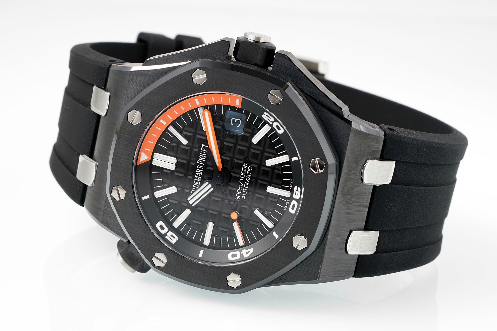 Audemars Piguet Royal Oak Offshore 15707CE Black Ceramic Diver - Image 8