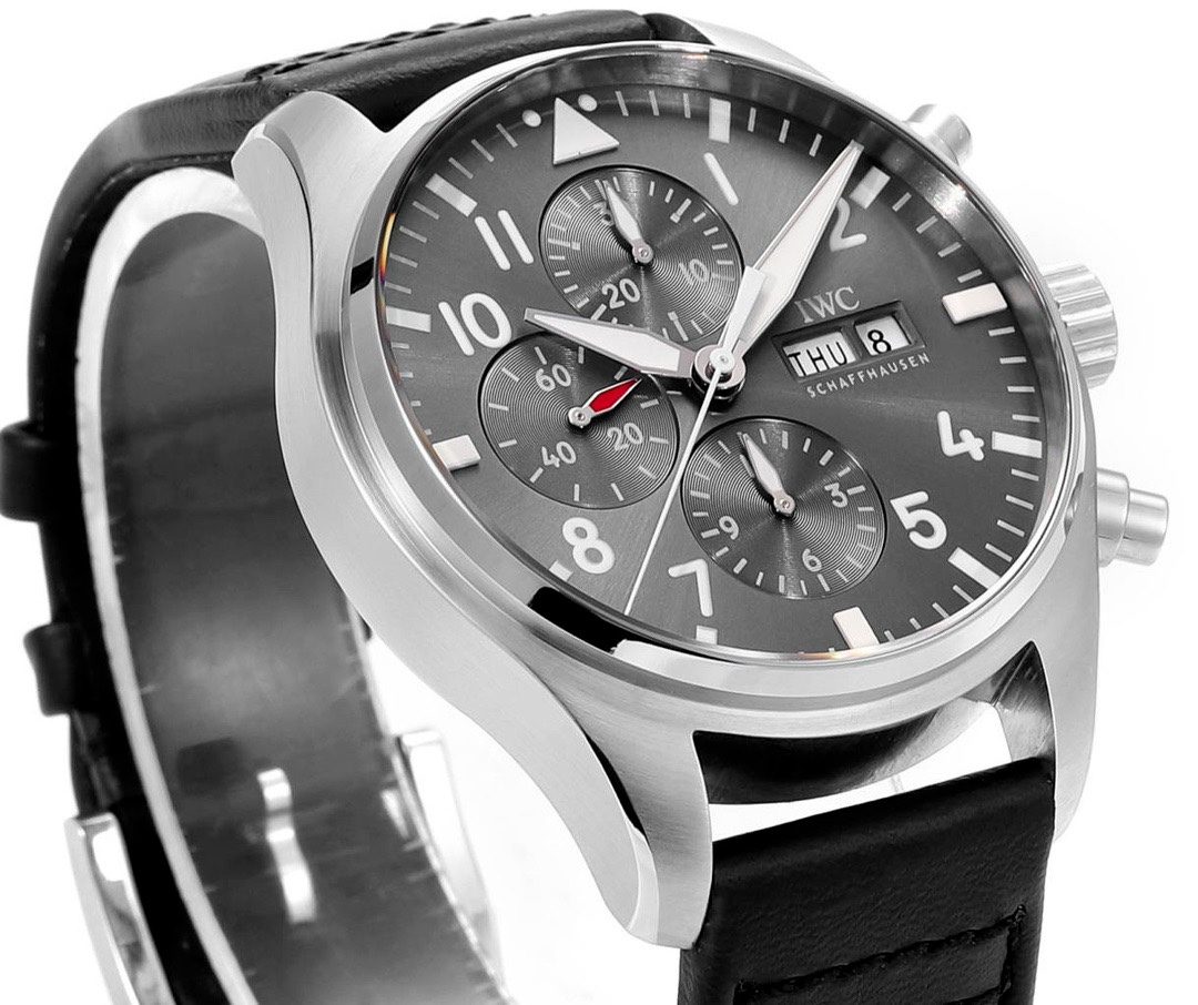 IWC Portuguese Chronograph Watch, New for Business & Daily Wear – Style 07 - Image 3