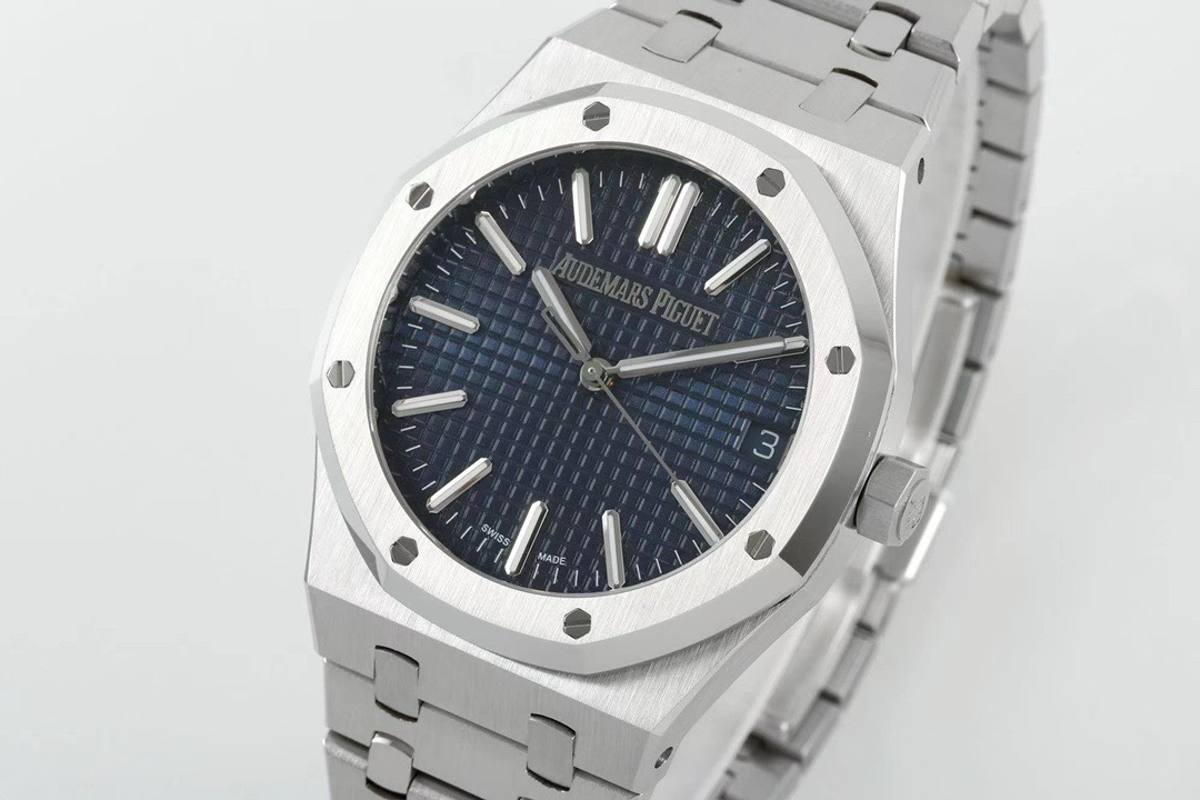 Patek Philippe Nautilus 5711 Mechanical Watch, Factory Cal.324 Movement - Image 3