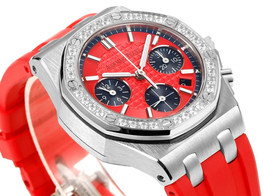 Audemars Piguet Royal Oak 37mm Ladies Automatic Chronograph Watch, Diamond Bezel Rubber - Image 4