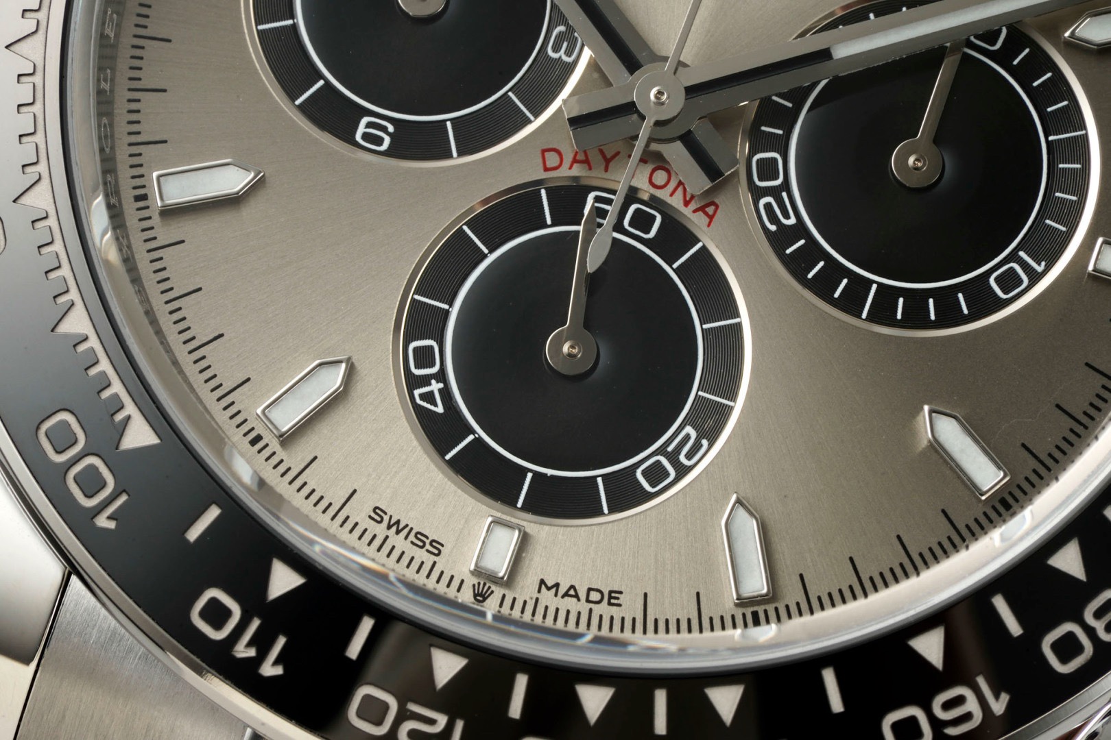 Rolex Cosmograph Daytona 18K Gold Plated Automatic Chronograph Watch Rubber Strap - Image 5