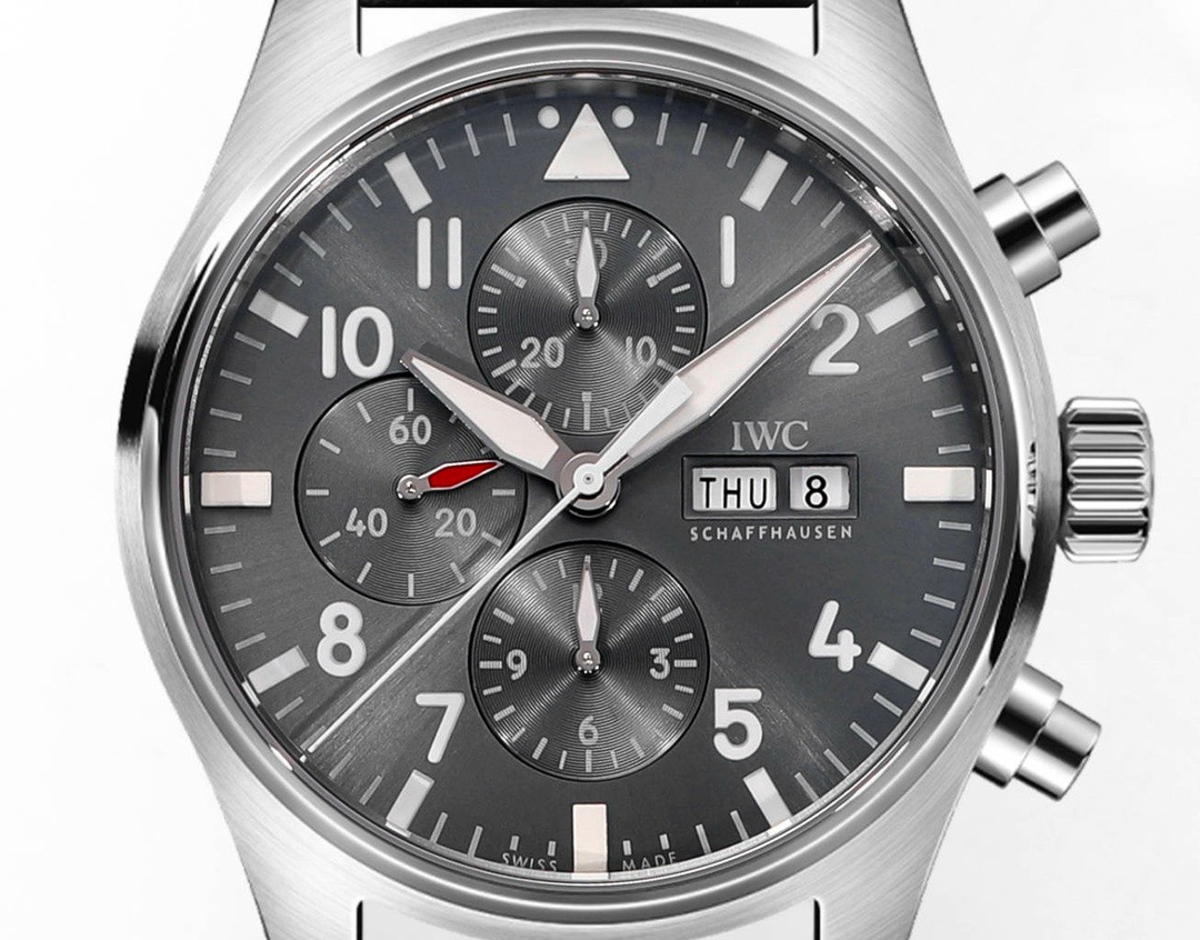 IWC Portuguese Chronograph Watch, New for Business & Daily Wear – Style 07 - Image 4
