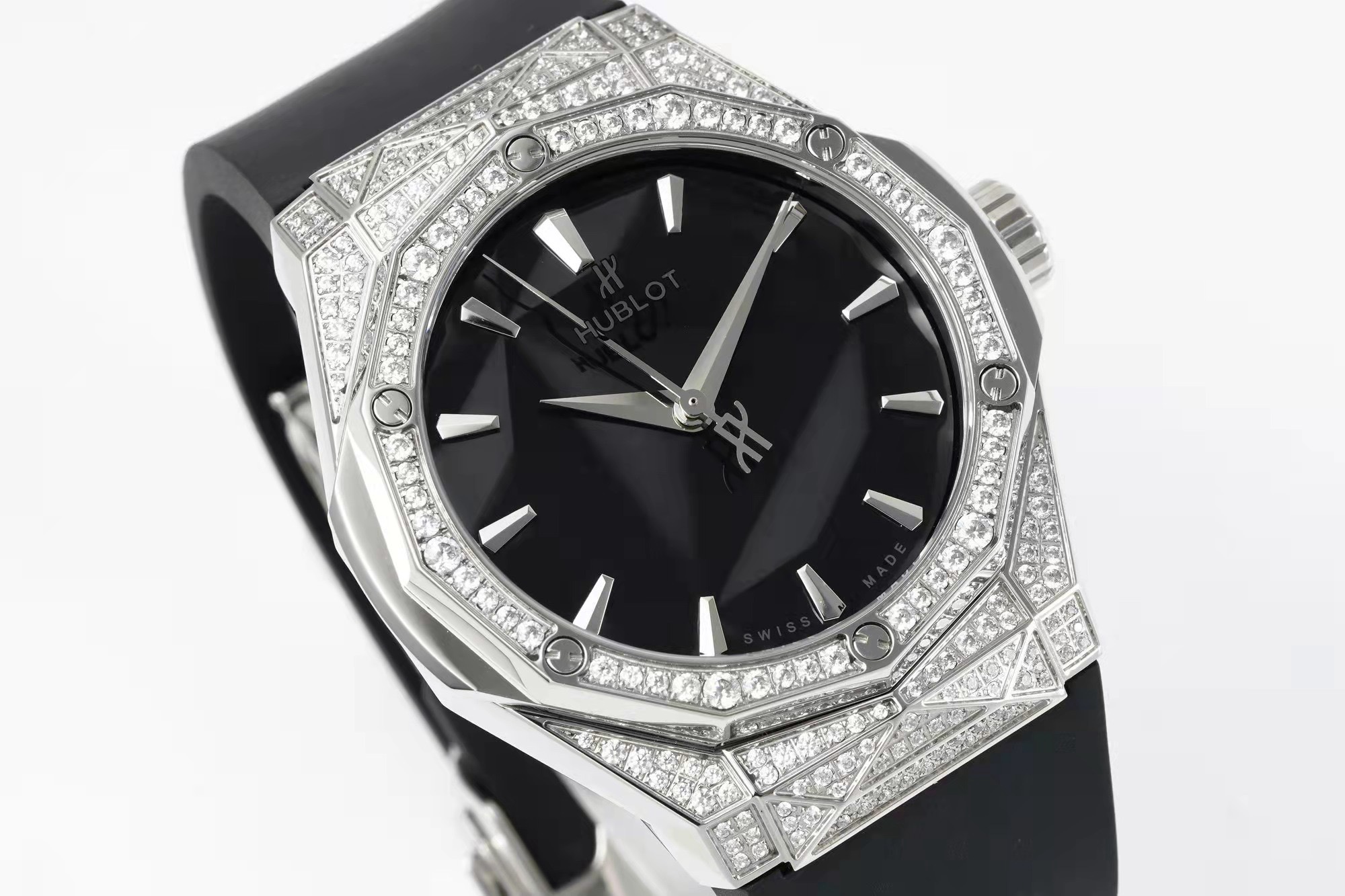 Hublot x Richard Orlinski Co-branded Watch , 40mm Faceted Polygon Case – APS Factory - Image 4