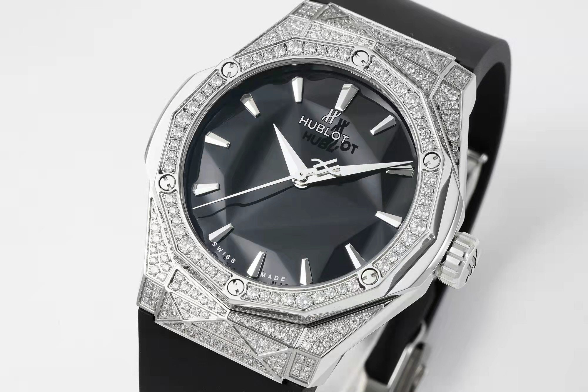 Hublot x Richard Orlinski Co-branded Watch , 40mm Faceted Polygon Case – APS Factory - Image 3