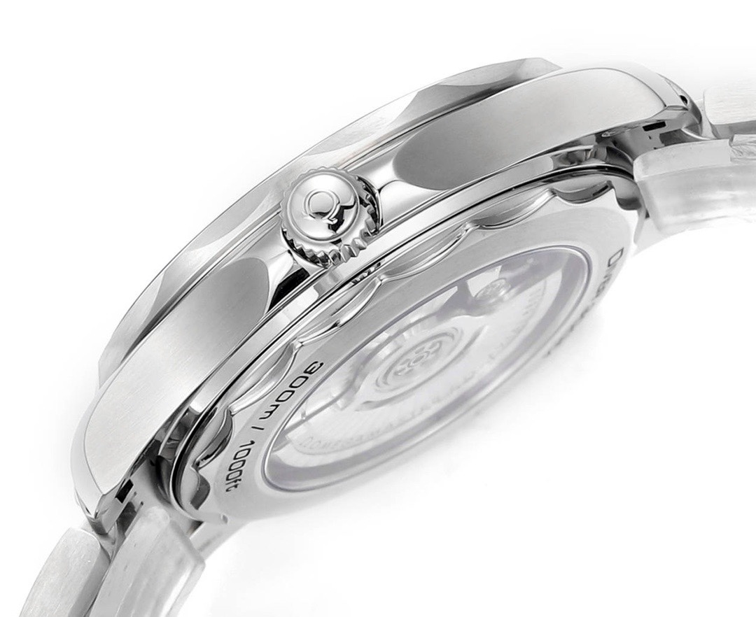 Omega Seamaster 300M Co-Axial Diving Watch 42mm Stainless Steel Bracelet - Image 7