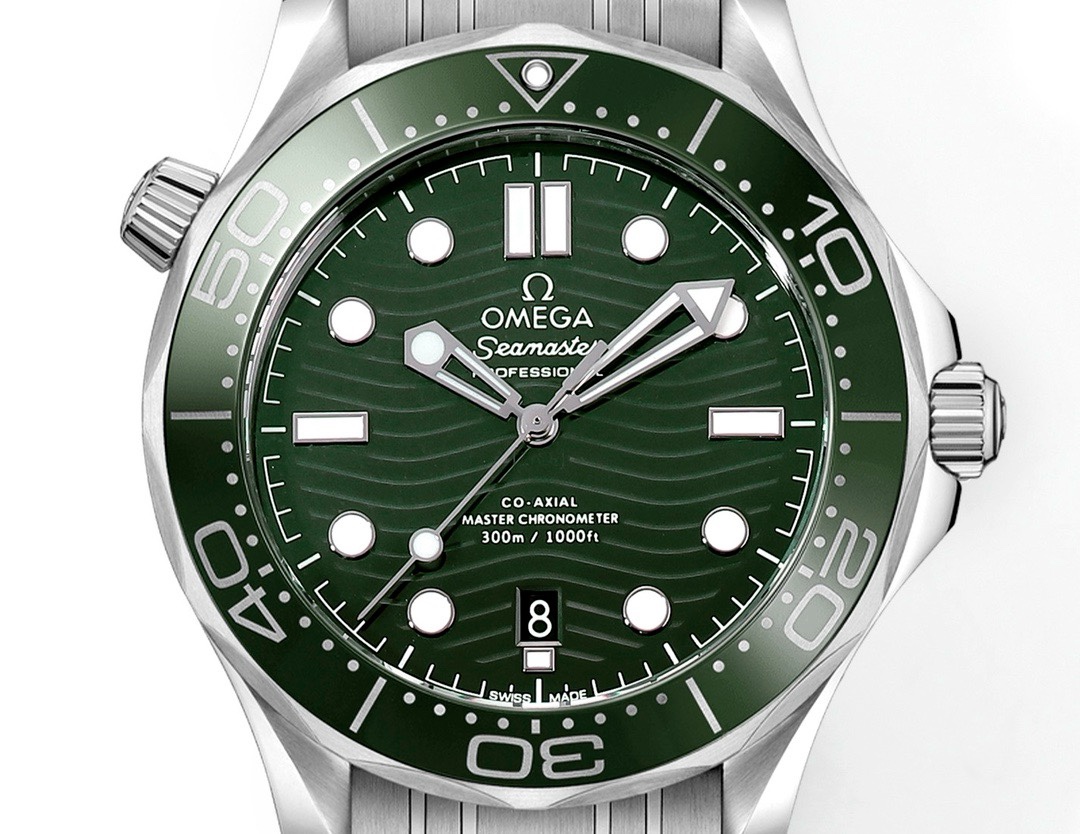 Omega Seamaster 300M Co-Axial Diving Watch 42mm Stainless Steel Bracelet - Image 8