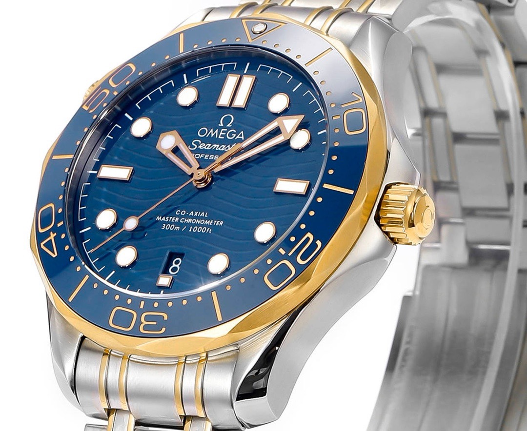 Omega Seamaster 300M Co-Axial Diving Watch 42mm Stainless Steel Bracelet - Image 3