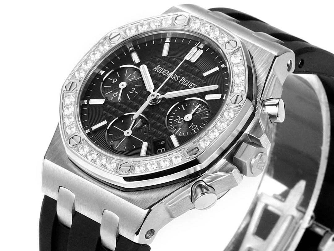 Audemars Piguet Royal Oak 37mm Ladies Automatic Chronograph Watch, Diamond Bezel Rubber - Image 3