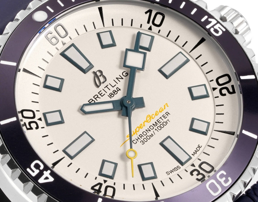 Breitling Superocean 42mm Dive Watch, GR Factory Version Luminous Dial Ceramic Bezel - Image 3
