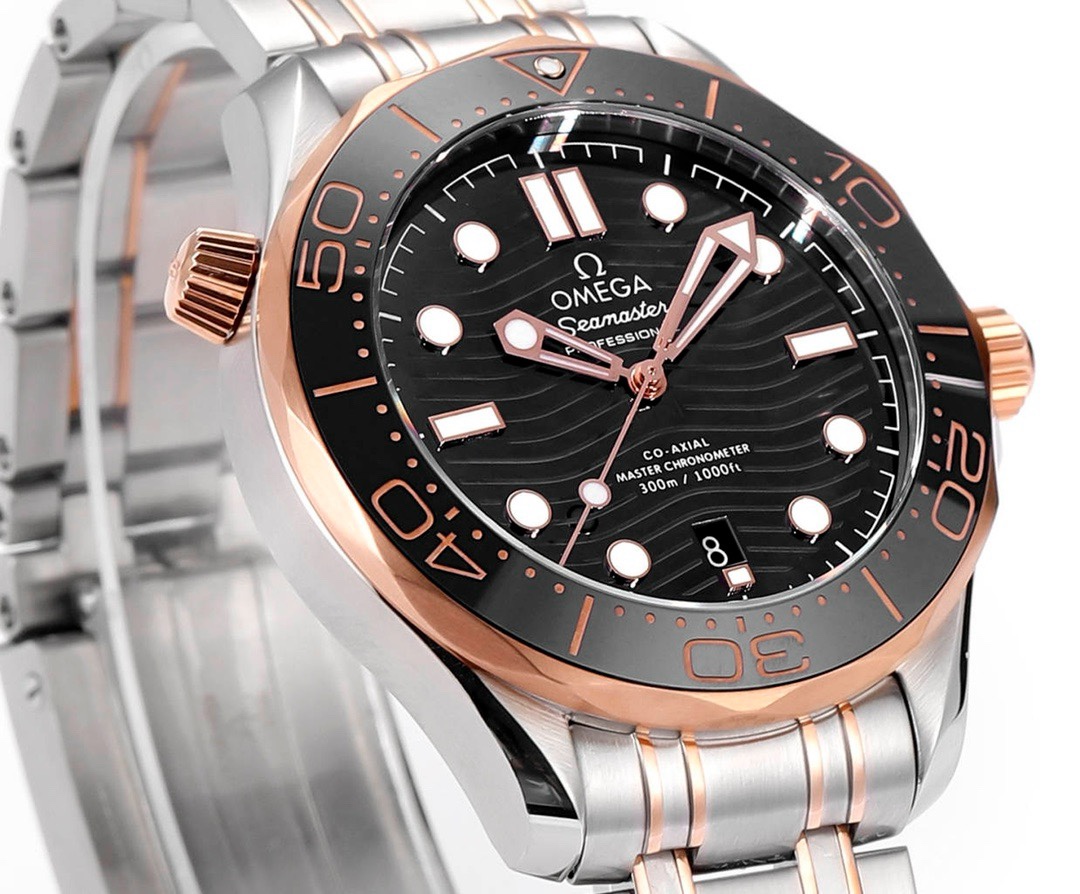 Omega Seamaster 300M Co-Axial Diving Watch 42mm Stainless Steel Bracelet - Image 3