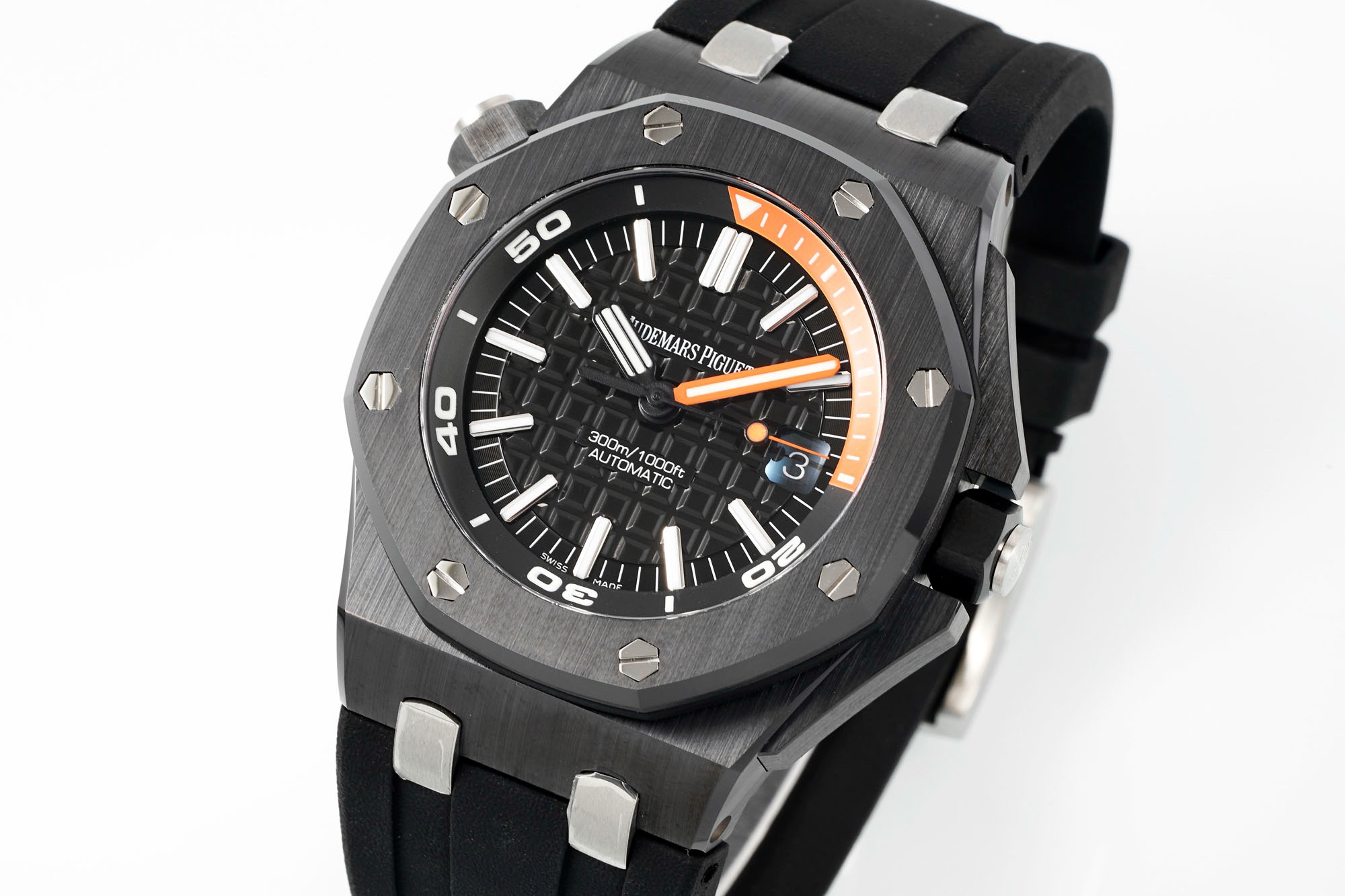 Audemars Piguet Royal Oak Offshore 15707CE Black Ceramic Diver - Image 4