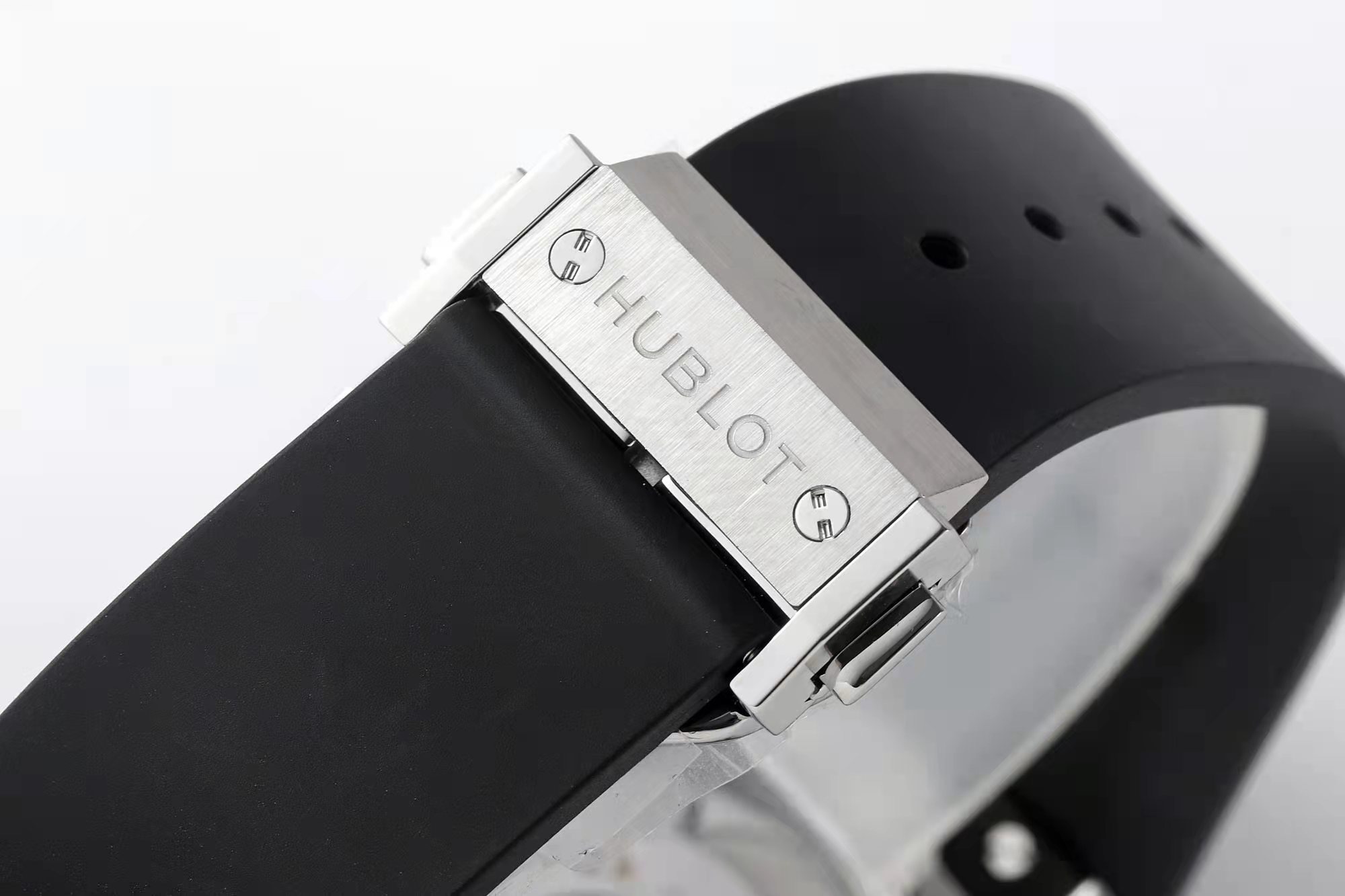 Hublot x Richard Orlinski Co-branded Watch , 40mm Faceted Polygon Case – APS Factory - Image 5