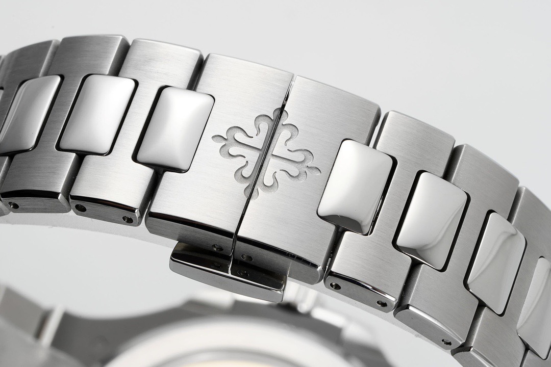 Patek Philippe Nautilus 5811/1G-001 factory – PPF Factory - Image 3